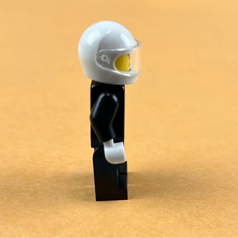 LEGO 2018 Dodge Challenger SRT Demon Driver Female Minifigure sc076 2